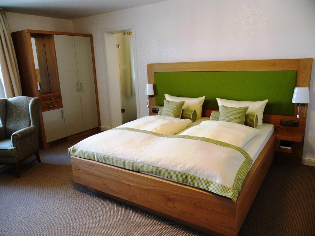 Hotel Und Restaurant Am Peenetal Liepen  Chambre photo