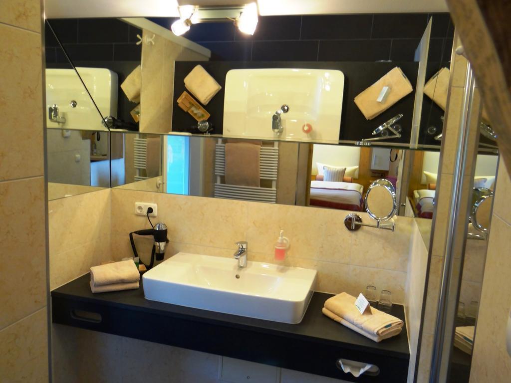 Hotel Und Restaurant Am Peenetal Liepen  Chambre photo